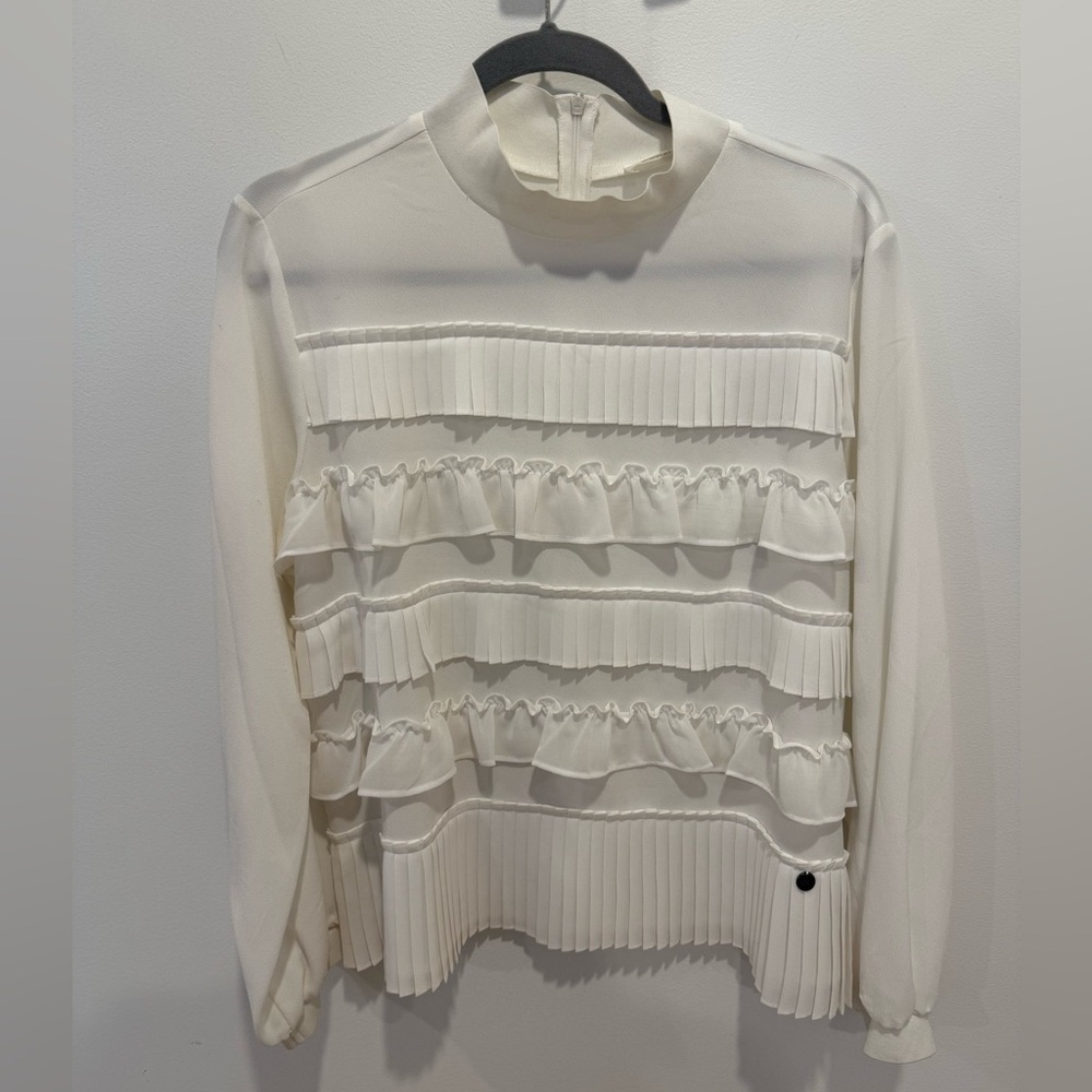 NWOT Twinset White Blouse Long Sleeves - Picture 2 of 9